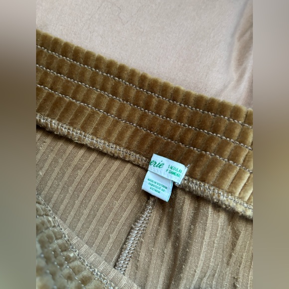 Aerie Groove-On Velour High Waisted Flares - Picture 2 of 4